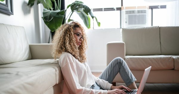 Как за 3 шага начать продавать самозанятым на Озон